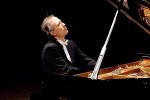 Giovanni Bellucci, pianista ad Ostia Antica